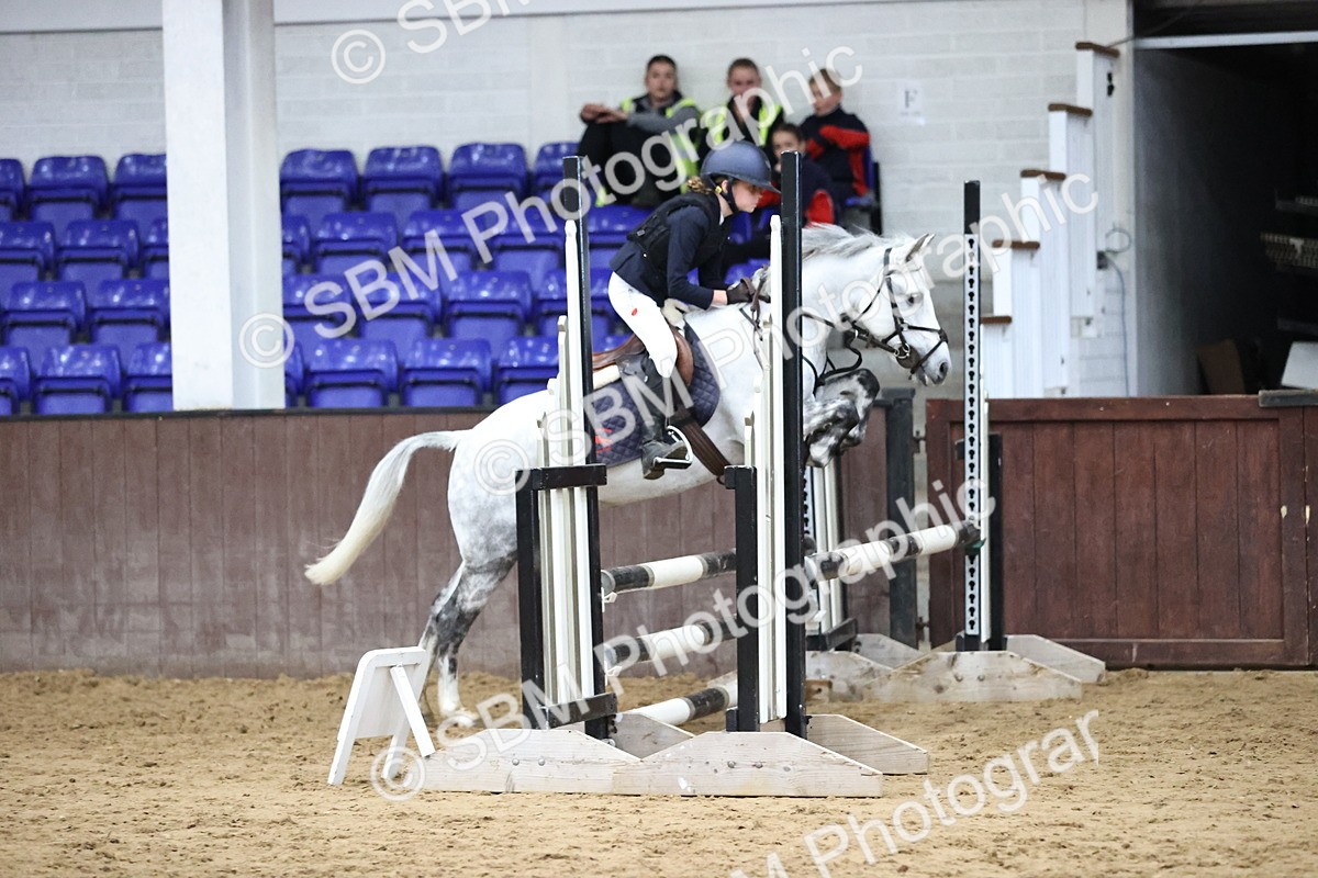 SBM_001470 - Class 5 - Henlow Veterinary Hospital 70cm