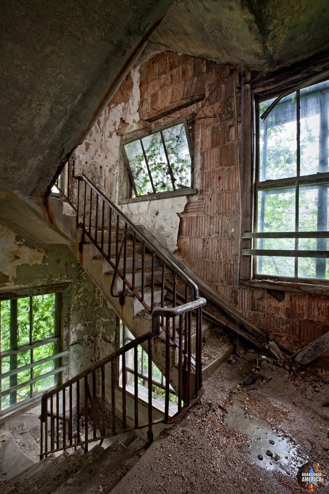 Ocean Vista Tuberculosis Hospital - Photographs by Matthew Christopher Murray's Abandoned America