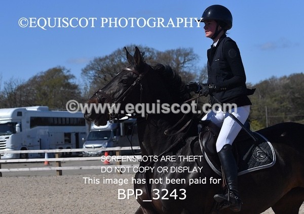 BPP_3243 - CLASS 15 Senior Foxhunter/ 1.20m Open