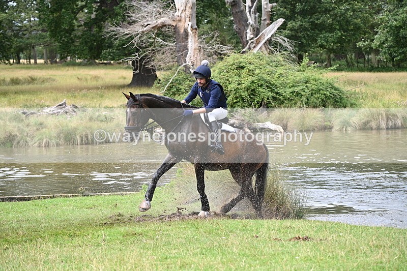 WJ7_2113 - Time at Water 11:14 to 11:36