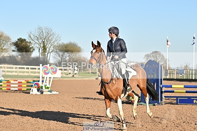 250401-181107-00586 - 80cm Classes