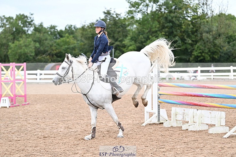 240908A-140559-04261 - Cls 20 A&B Pony Newc & 1.00m Opem