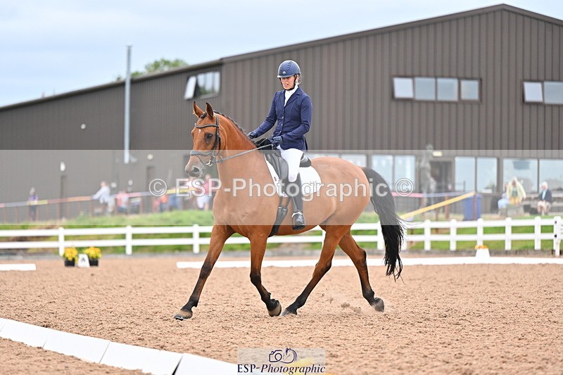 240817A-154521-10356 - 316-Hannah.Drinkwater-Sonnetti