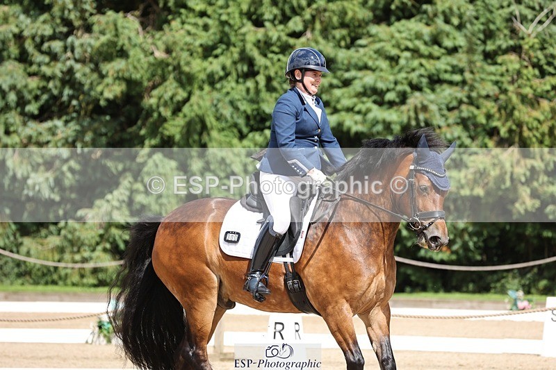 240721-152100-09694 - 300-Alison_Crimp-Crwys_Beau
