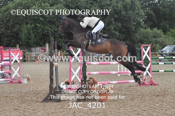 JAC_4201 - CLASS 6 Senior Newcomers/ 1.10m Open