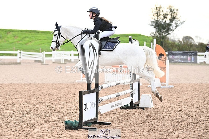 241117X-090458-03120 - Cls 05s A&B Pony Brit Nov & 80 Open