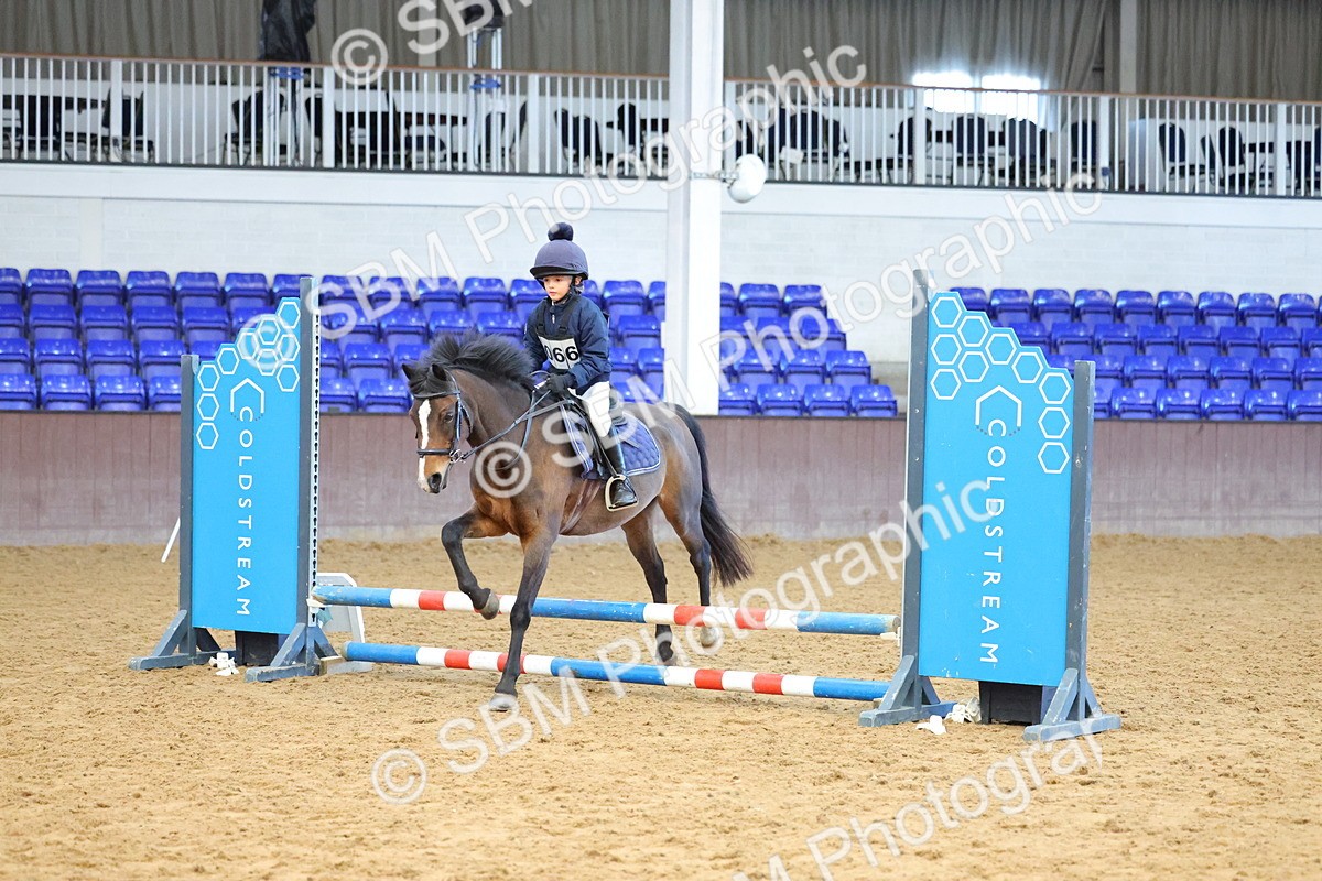 SBM_000018 - Class 1-4 - 40cm Assisted-Non Lead Rein BRC Champs