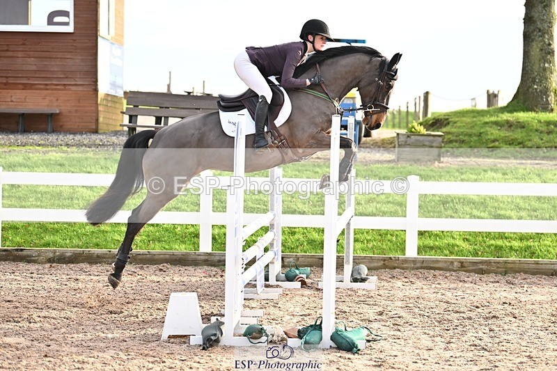 241206-101625-00200 - Cls 2 British Novice and 90cm Open