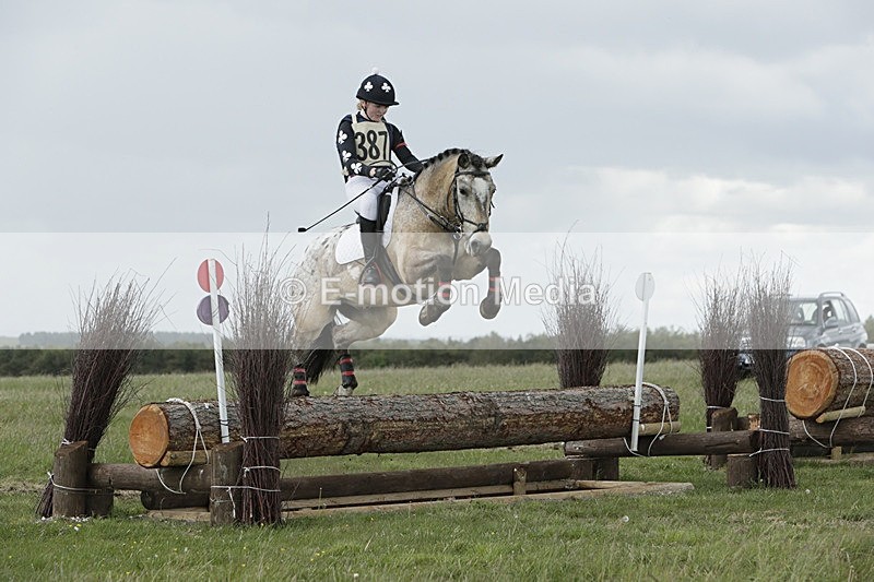 BVHT 140517  NXC -142 - Class 2 XC Novice 14/05/17