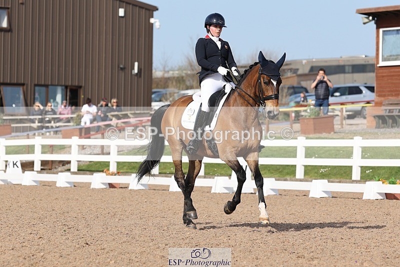 250404-163442-07547 - 115-Isla.Sully-Vagabond.De.Massa