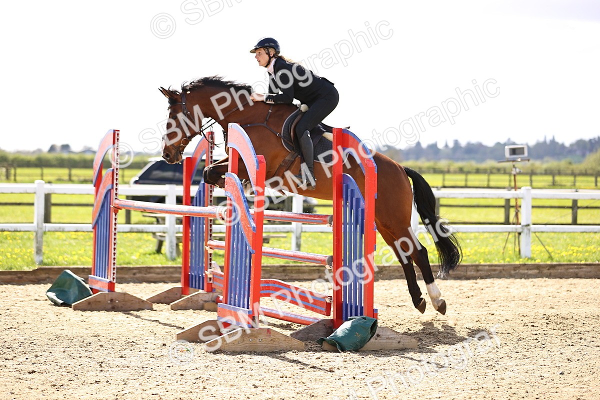 SBM_004393 - Class 17 - Senior Newcomers - 1.10m
