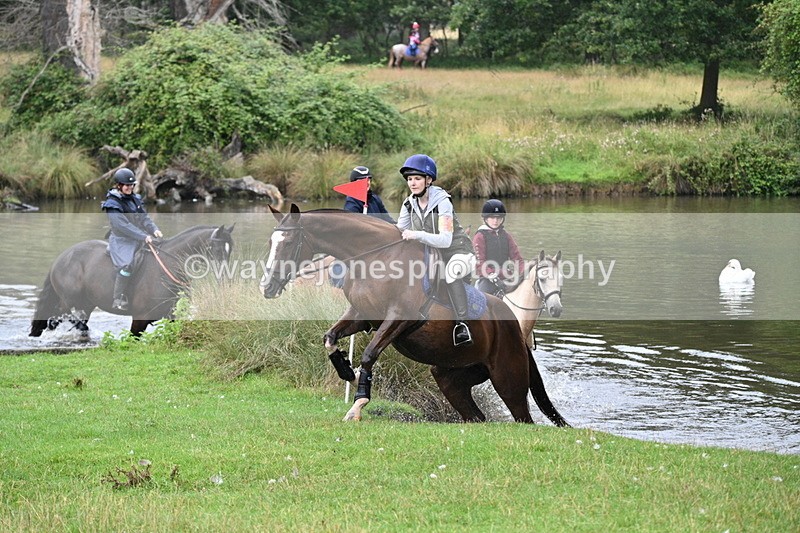 WJ7_6252 - Time at Water 09:30 to 10:00