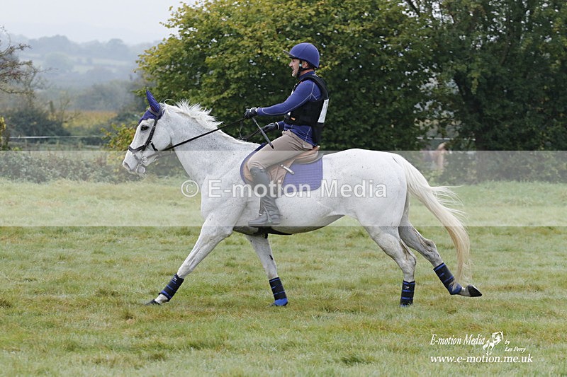 WWHT 171021 0353 - Novice Restricted (0.80m)  17/10/21