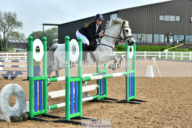 230514A-101455-02202 - Cls 22 Pony Discovery & 90cm Open