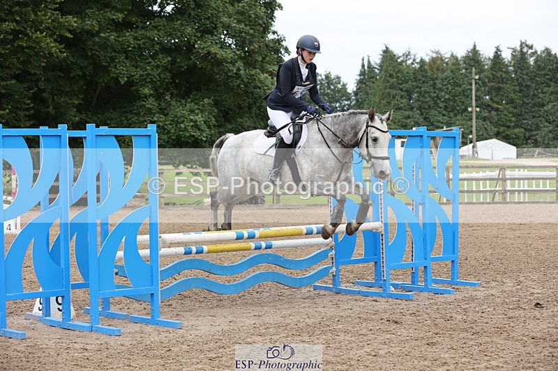 240804-145414-16147 - 662-Phoebe_Annear-THE_RIDGE_CROSS_FESTY