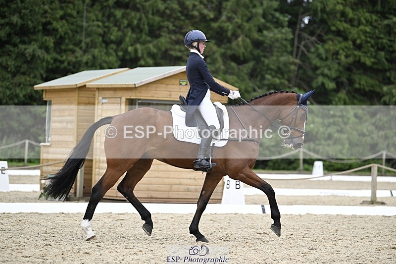 240523-170028-05601 - 449-REDFIELD_FYRE-Cassie_Sanger