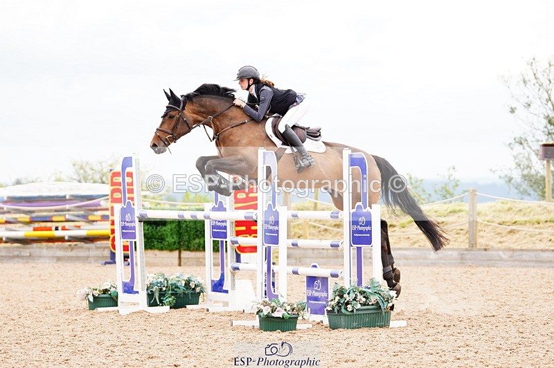 240524A-125352-03664 - Cls 16 Snr 1.20m Open