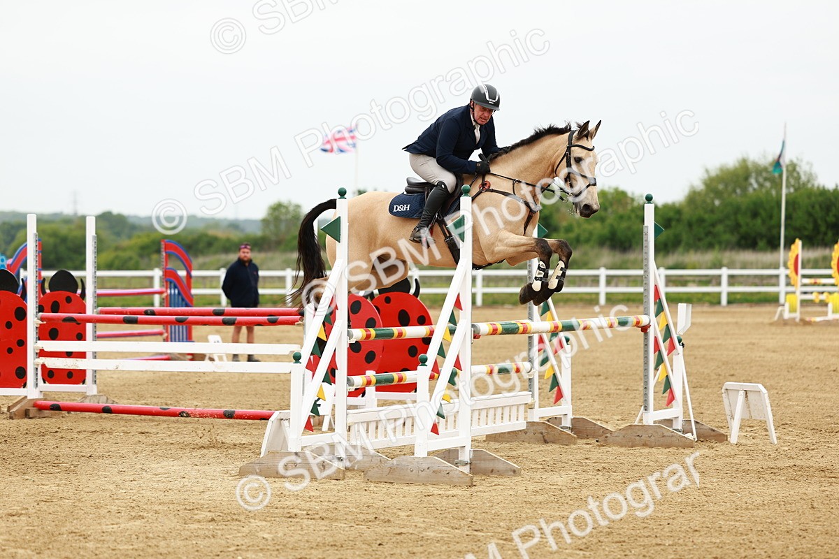 SBM_001028 - Class 4 - Senior Newcomers - 1.10m