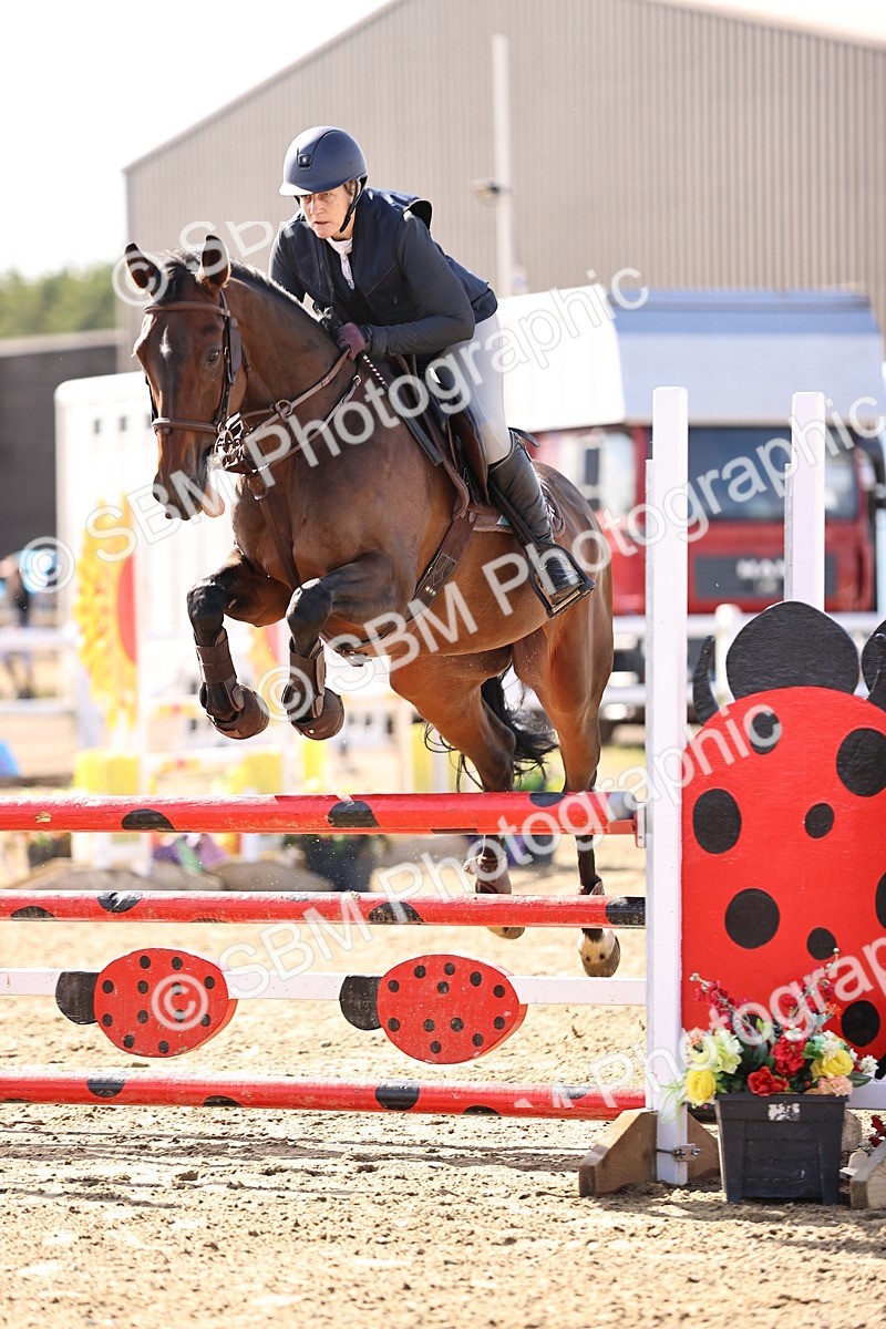 SBM_009220 - Class 7 - Senior Discovery - 1.00m Open