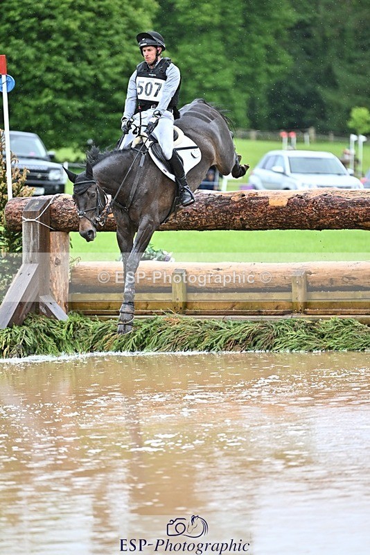 240526-143539-24093 - 507-DASSETT_ROCK_STAR-Tom_D_Crisp