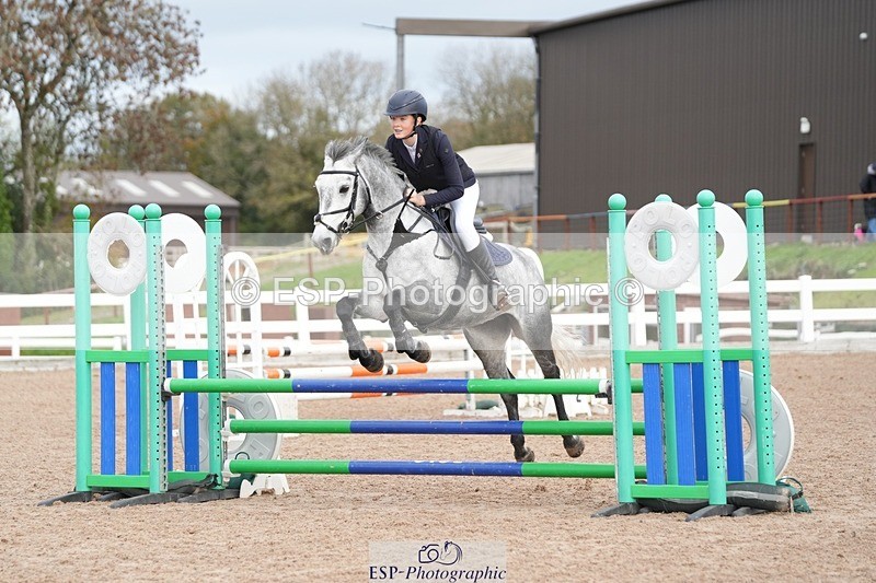 251026-120659-02324 - Cls 4 Pony Winter Novice + 80cm Open
