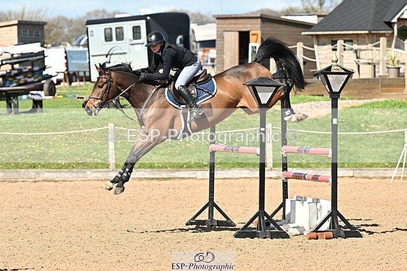 250416-152442-01721 - Cls 6 Foxhunter and 1.20m