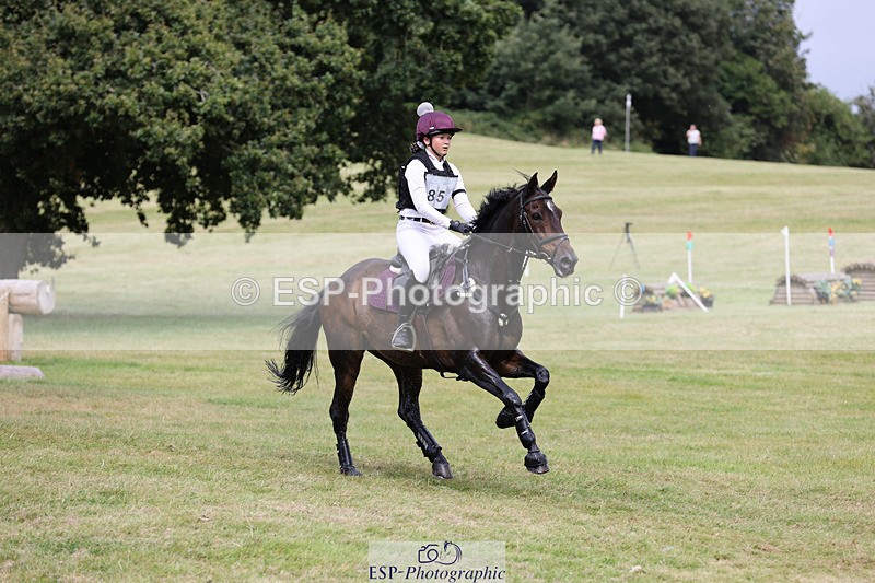 240825X-145213-35128 - 80cm XC 14.30 to 15.30