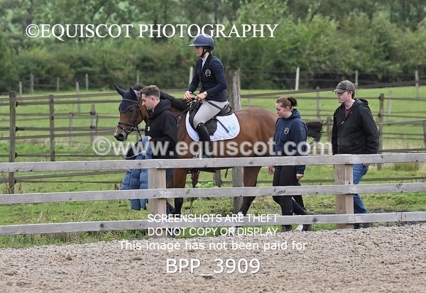 BPP_3909 - CLASS 45 SUN Senior Foxhunter/ 1.20m Open