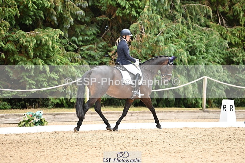 250808A-140956-00808 - 065-Jenny.Lo-VelPrince.T