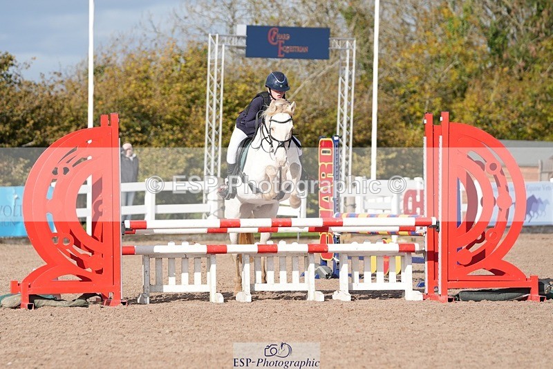 251026-121636-02356 - Cls 4 Pony Winter Novice + 80cm Open
