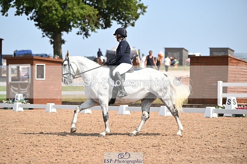 250816-125200-04578 - 075-Jackie.LimintonSaddlewood.Surprise