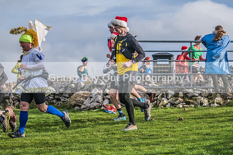 Litton-178 - Litton Christmas Cracker Fell Race (Limestone Series) Sunday 14th December 2025