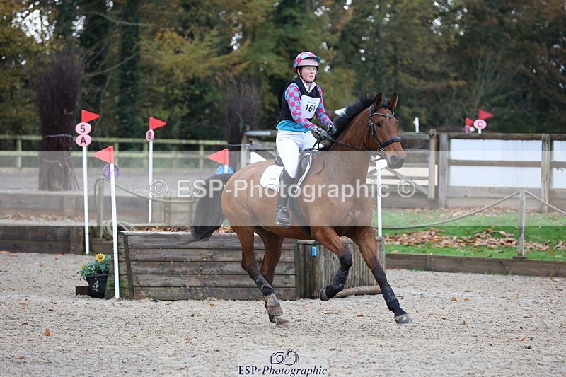 231118-141242-02188 - Cls 3 90cm