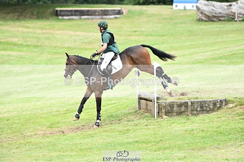 240825X-174302-38015 - 80cm XC 17.30 to End