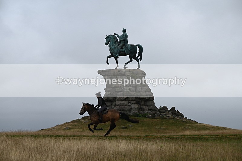 DSC_0345 - Time at Statue 09:51 to 10:54