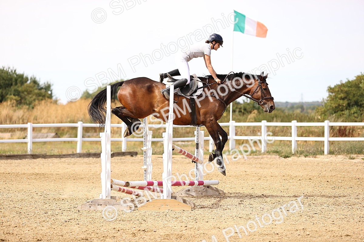 SBM_001135 - Class 4 - Senior Discovery - 1.00m Open