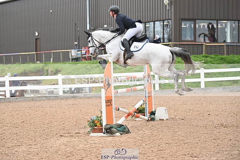 240406A-154128-04196 - Cls 17 National 1.30m Open