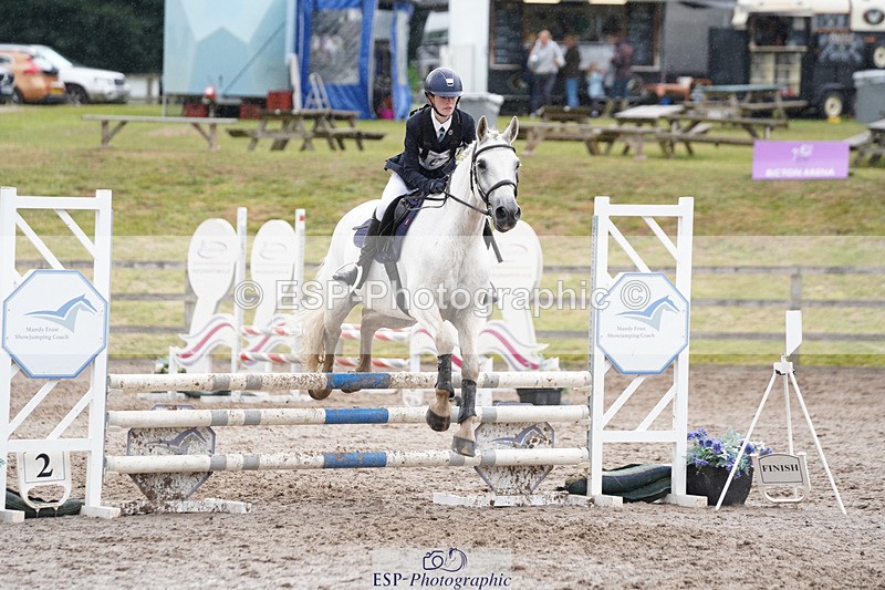 240824X-122144-23980 - 80cm Round 1 12.00 to 13.00