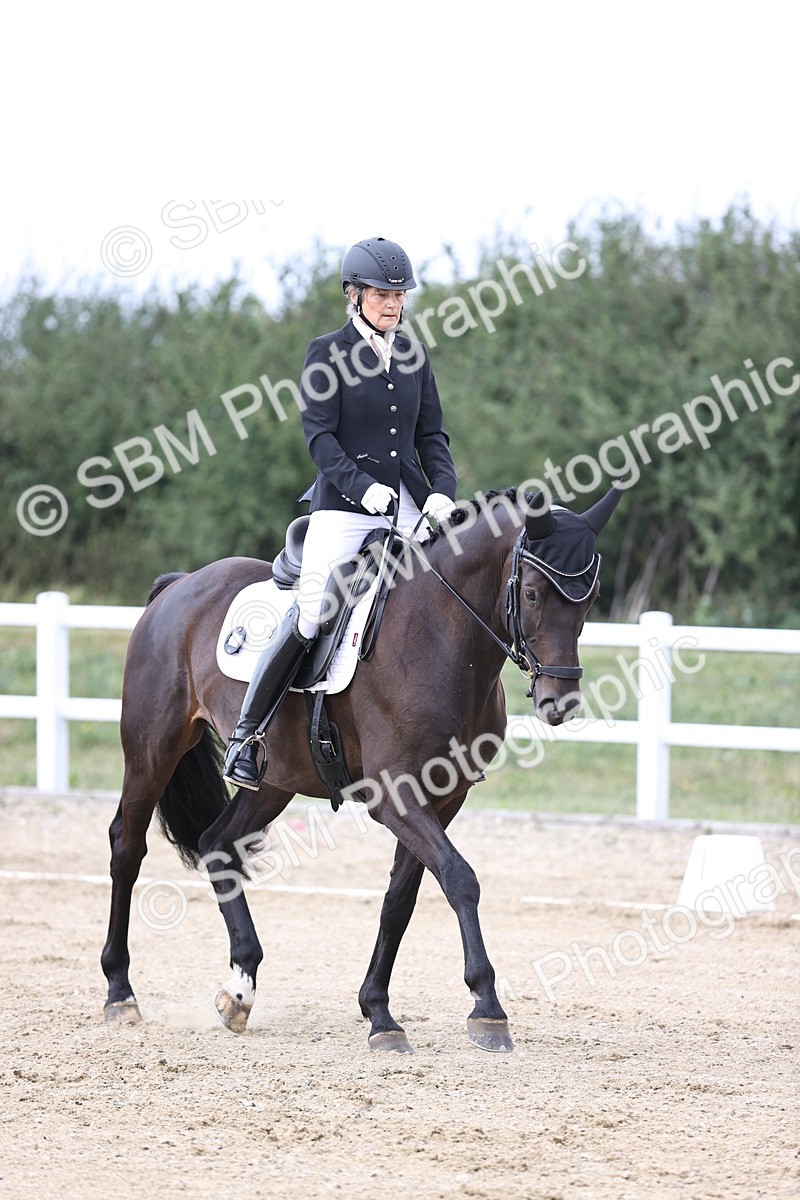 SBM_017942 - Class 14 - Novice 23 - 15.16-16.19