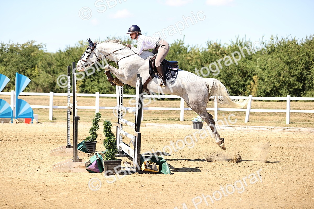 SBM_015057 - Class 16 - Senior foxhunter - 1.20m Open