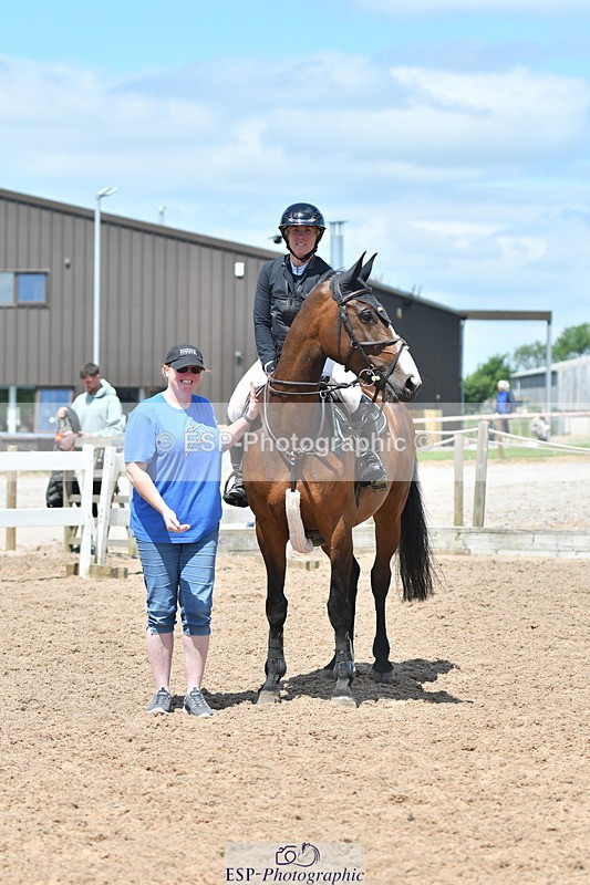 240609A-134036-05698 - Cls 18 Snr Newcomers and 1.10m Open