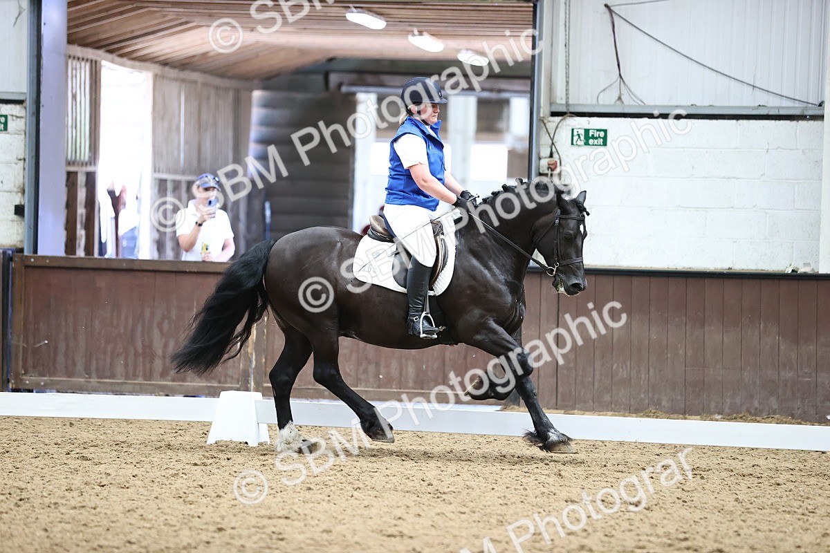 SBM_002364 - Novice 4 - 13.38-14.30