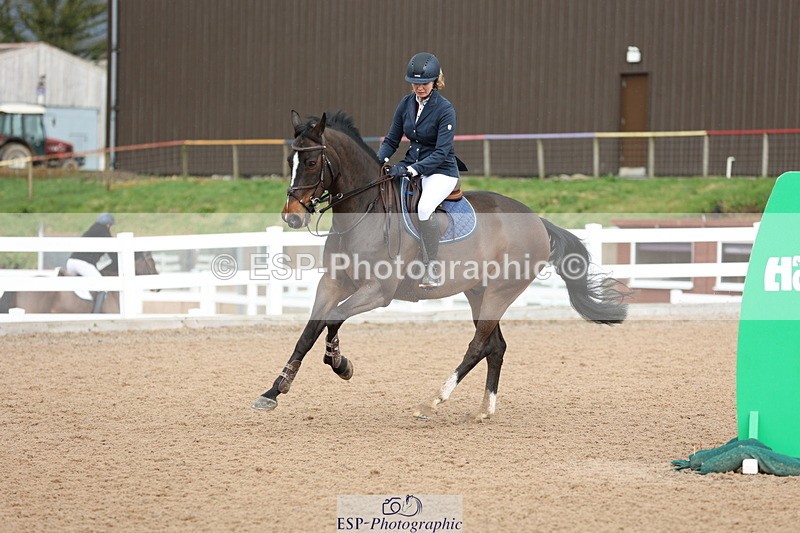 240223A-150557-02140 - Cls 6 Foxhunter and 1.20m Open