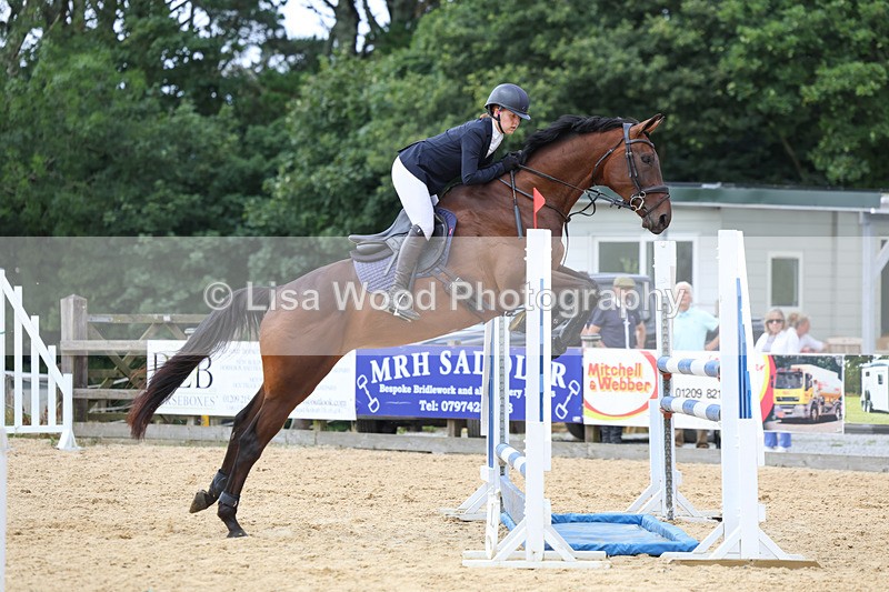 3E7A1702 - Class 13: Senior Newcomers/1.10m open