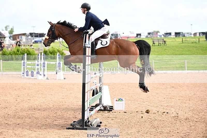 260507-100033-01370 - Cls 1 Snr Foxhunter