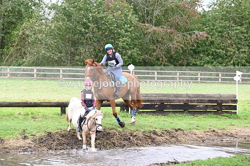 WJ6_5253 - Time at Photographer 12:17 to 12:30