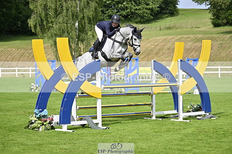 250613A-101500-00351 - Cls 1 Snr Newcomers and 1.10m Open