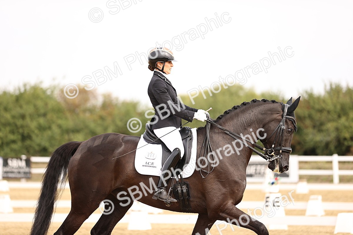 SBM_012837 - Class 2 - Advanced Medium 5 - 10.35-11.55