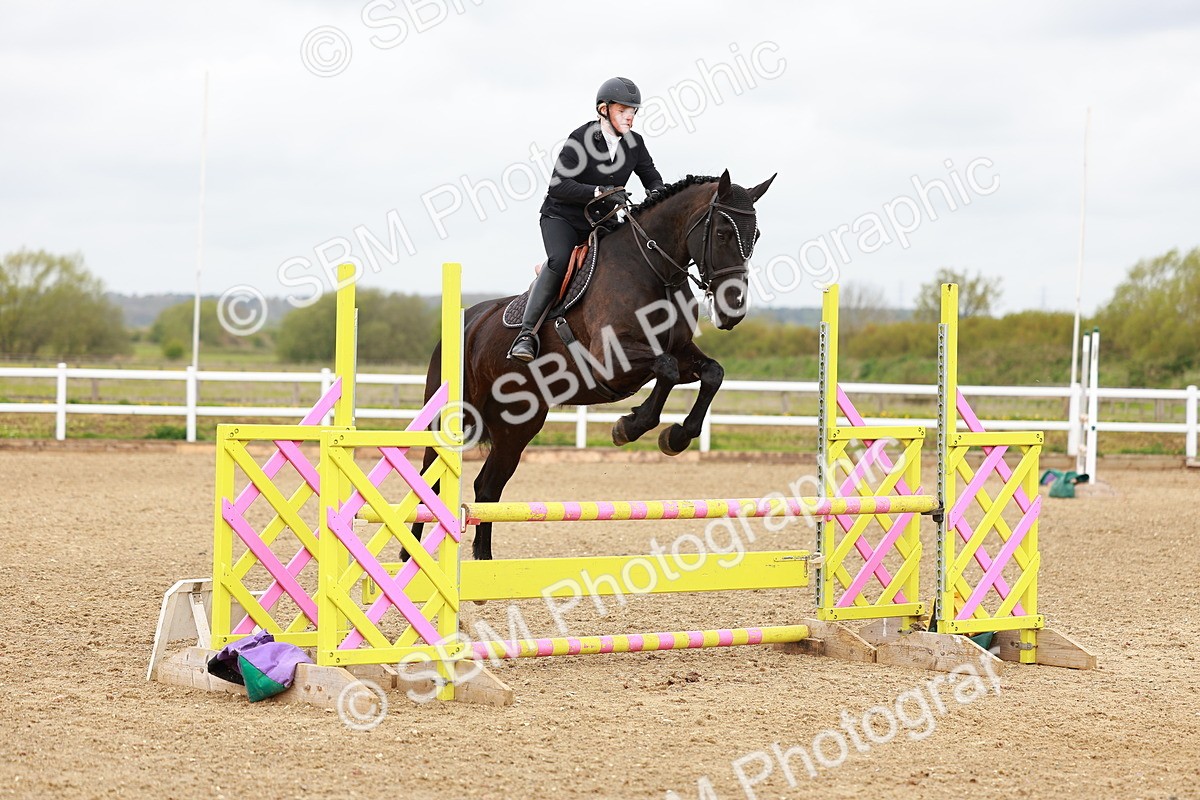 SBM_001935 - class 8 - Senior British Novice - 90cm