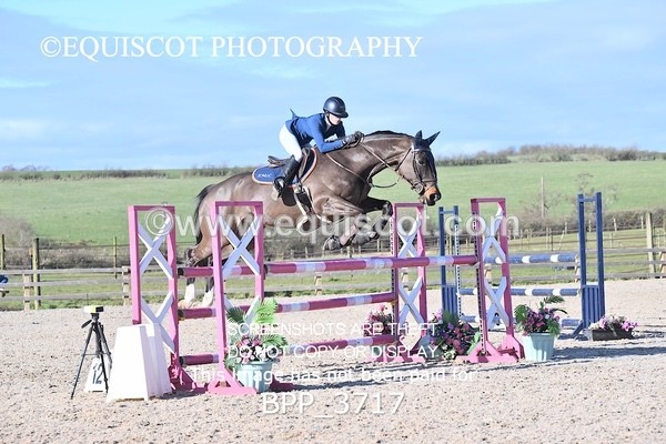 BPP_3717 - CLASS 8 Senior Newcomers/ 1.10m Open